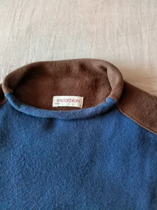 Jersey Escorpion sin mangas cuello alto