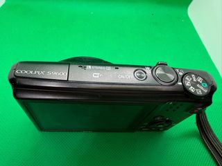 Cámara Nikon Coolpix S9600 Negra