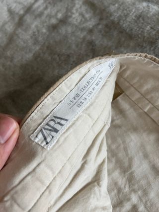 Pantalones pinzas beige (Talla M) Zara