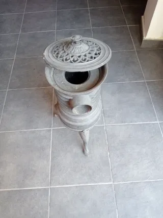 Estufa antigua de hierro