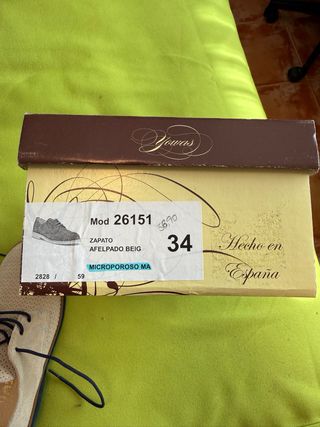 Zapatos niño ante perforado talla 34