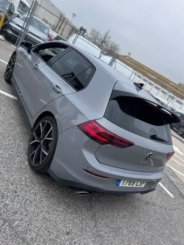 Volkswagen Golf 2021