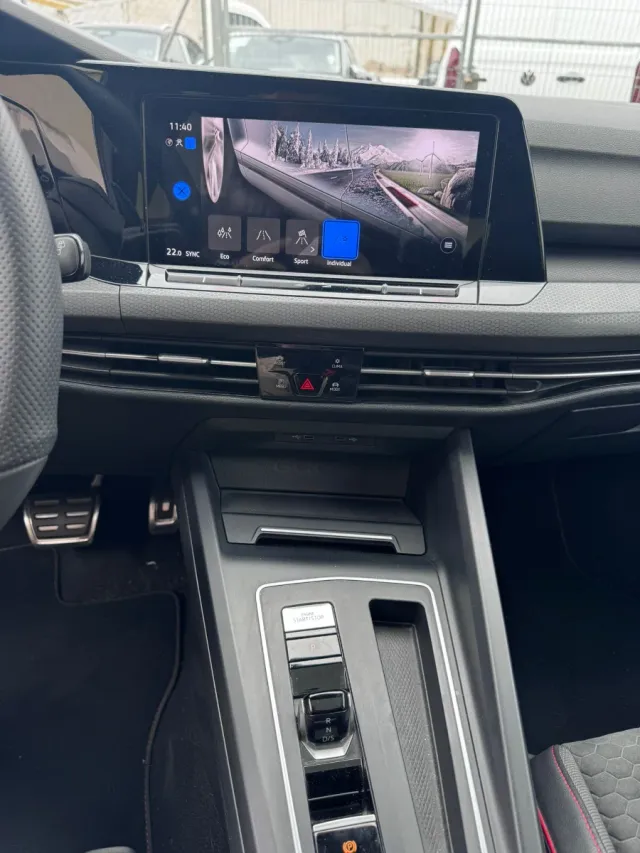 Volkswagen Golf 2021