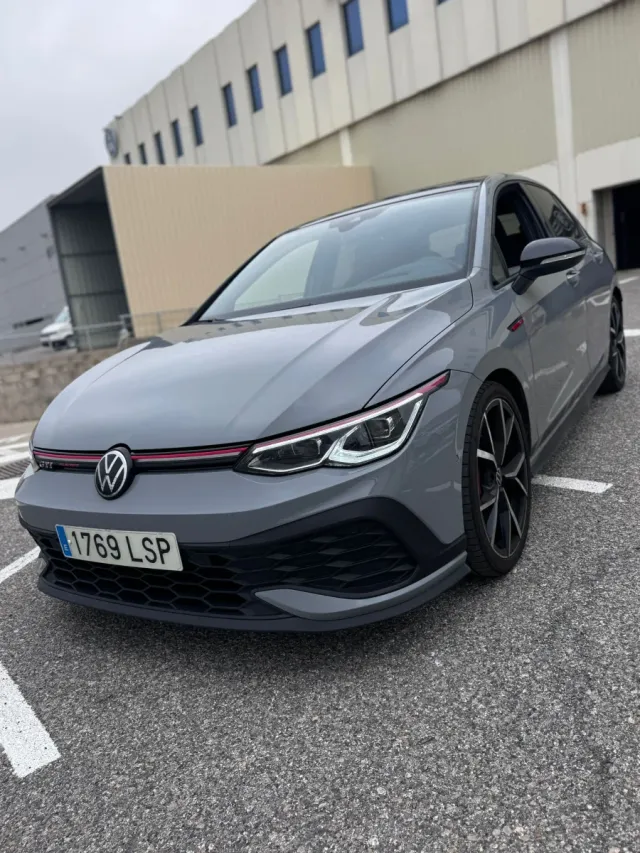 Volkswagen Golf 2021