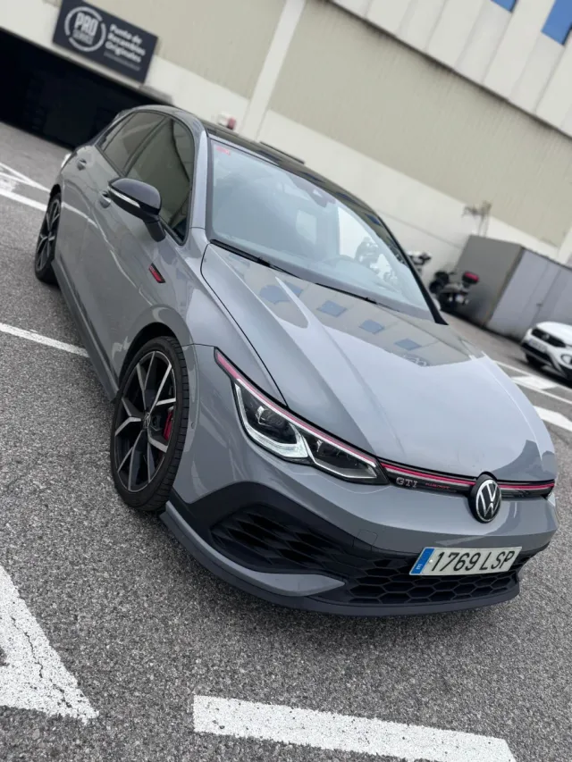 Volkswagen Golf 2021