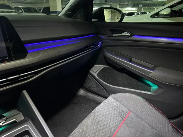 Volkswagen Golf 2021
