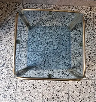 Tavolino etagère ottone e vetro modernariato