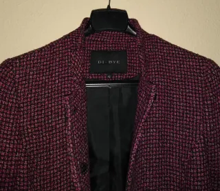 Talla 42 Abrigo de la Firma DI-BYE Rosa y Negro