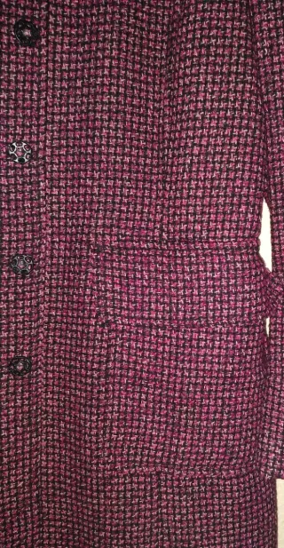 Talla 42 Abrigo de la Firma DI-BYE Rosa y Negro