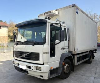 Volvo FL6 180CV