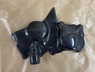 Tapas Motor R1 2020-2025 Carbono