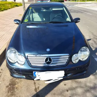 Mercedes-Benz Clase C 2005 Automático