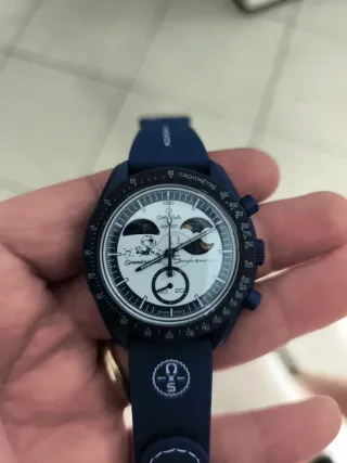 Omega x Swatch MoonSwatch Snoopy Blu