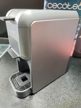 Cafetera Cecotec Express Compacta FreeStyle Negra