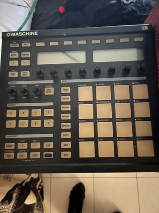 Maschinemk1 con licencia o cambio por teclado midi