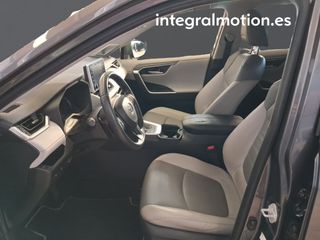 Toyota Rav4 2.5l 220H Luxury