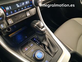 Toyota Rav4 2.5l 220H Luxury