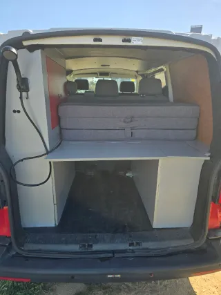 Volkswagen Transporter T5 2011