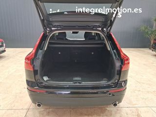 Volvo XC60 2.0 B4 D AWD Momentum Pro Auto