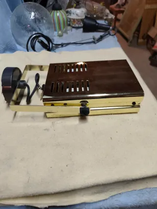 Faretto snodabile dorato