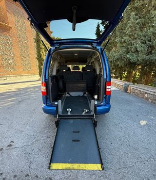 ♿ Volkswagen Caddy Maxi Edition Adaptada PMR ♿