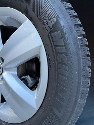 ♿ Volkswagen Caddy Maxi Edition Adaptada PMR ♿