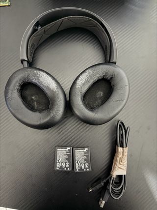 SteelSeries Arctis Nova Pro Wireless Auriculares