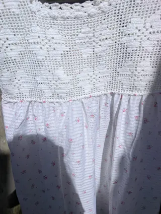 Vestido/Camisón Crochet y Estampado Floral