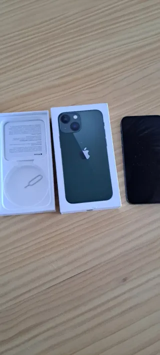 iPhone 13 Mini. Batteria al 100% di prestazioni