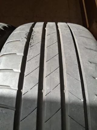 Bridgestone 225/45/18 91W Neumático