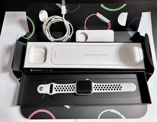 Apple Watch SE 40mm Nike Correa Original