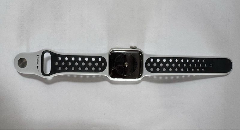 Apple Watch SE 40mm Nike Correa Original afbeelding 4