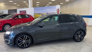 Volkswagen Golf VII GTE 2015