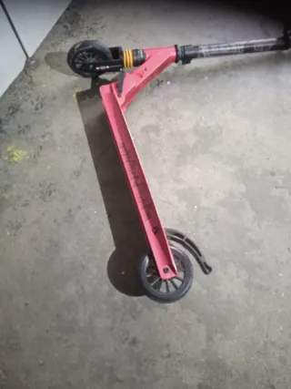Monopatín infantil rosa