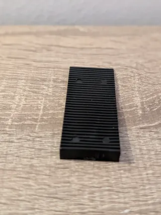 Pack 32 cuñas transparentes para muebles