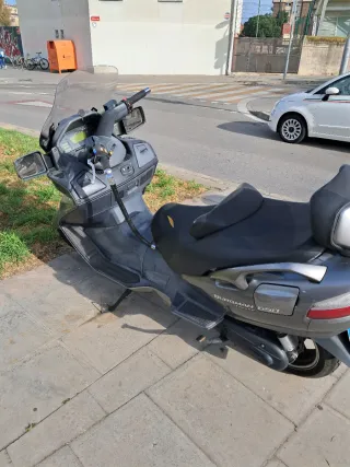 Suzuki Burgman 650cc 2006 671386690