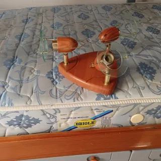 Litera de madera noble