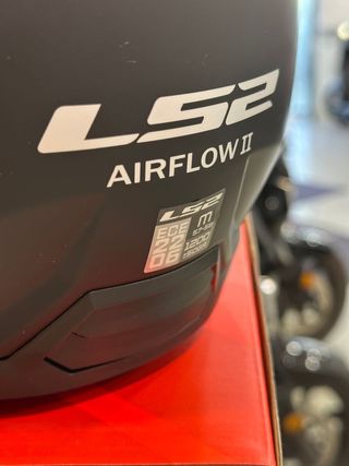 Casco de moto LS2 negro