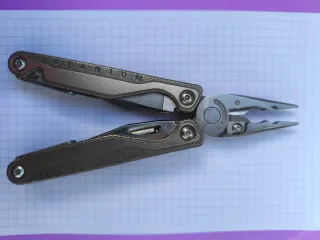 Leatherman Charge Titanium
