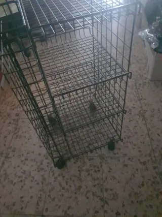 Carro archivador metálico negro