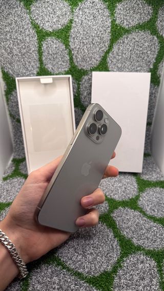 iPhone 15 Pro 128gb Natural - Batteria 94%