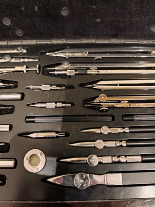 COMPÁS WILD HEERBRUGG -SUIZA- 24 ELEMENTOS