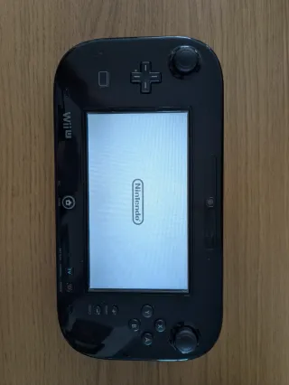 Nintendo Wii U Negra 32GB + accesorios (leer)