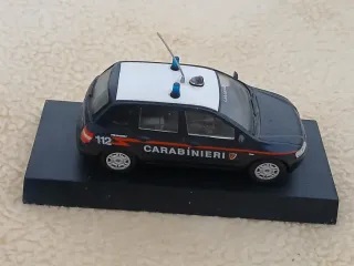 Modellino Fiat Stilo Carabinieri 2001