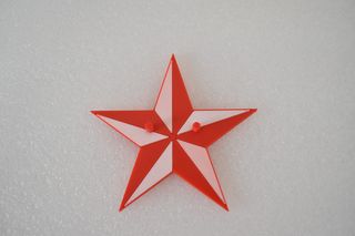 Peanas y soportes para muñecas Bratz