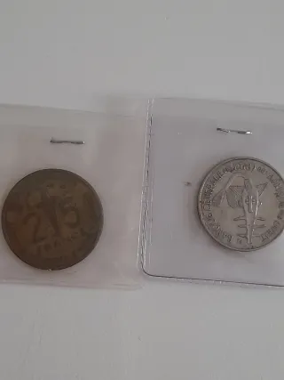 Lote de monedas de países raros