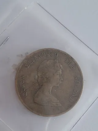 Lote de monedas de países raros