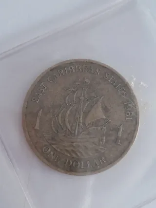 Lote de monedas de países raros