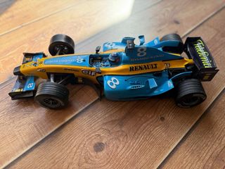 Coche Renault F1 Fernando Alonso campeón del mundo