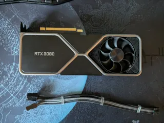 Nvidia RTX 3080 Founders Edition (sin caja)